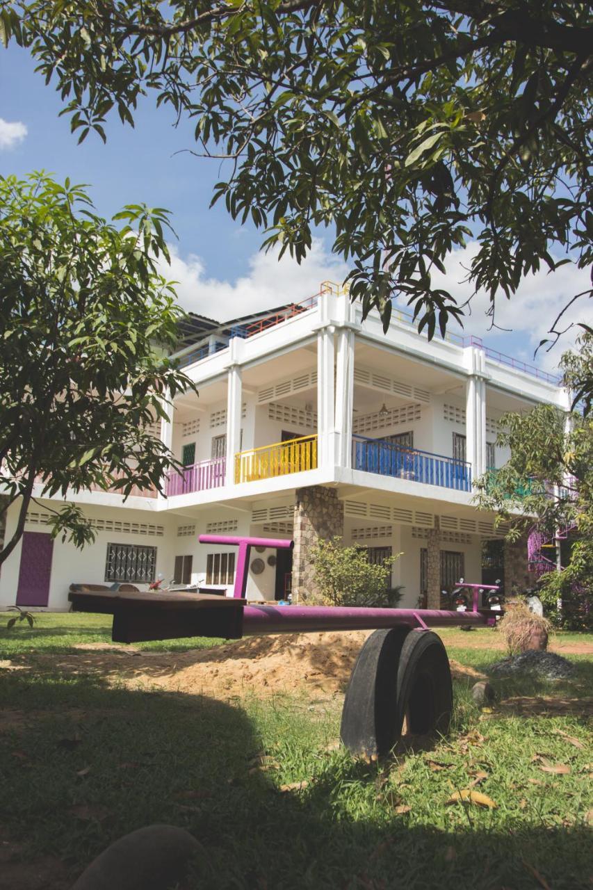 The Playground Bed and Breakfast Kampot Exterior foto