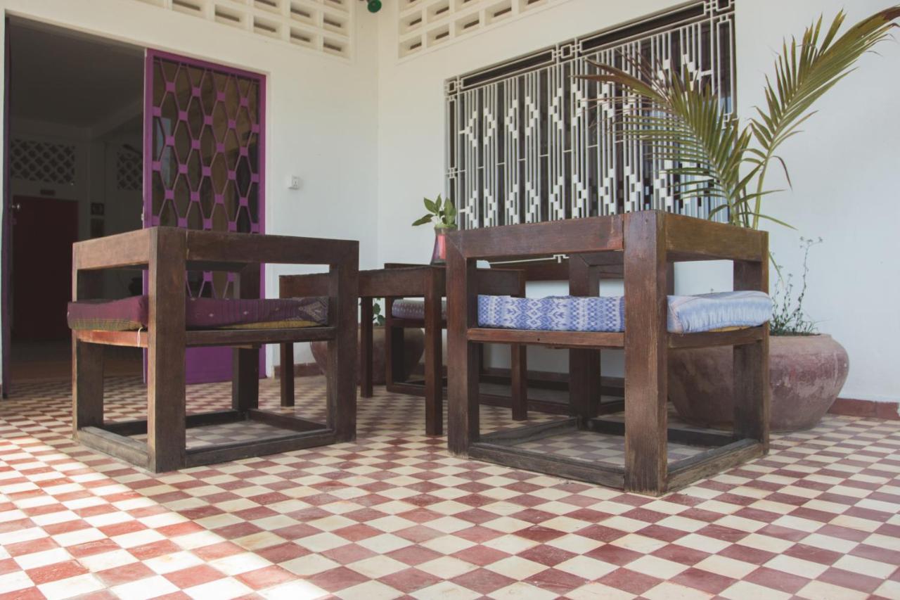 The Playground Bed and Breakfast Kampot Exterior foto