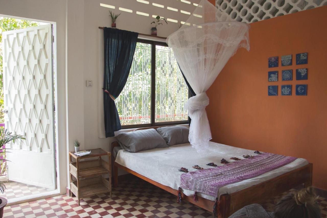 The Playground Bed and Breakfast Kampot Exterior foto